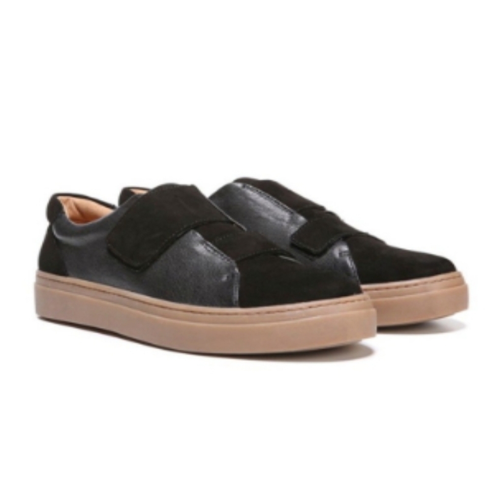 NWT Naturalizer slip on leather/suede size 7.5
